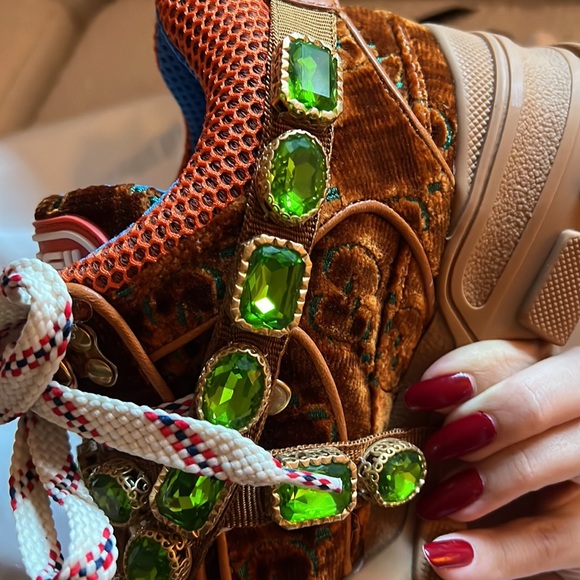 Gucci crystal Chunky sneakers - Picture 3 of 11